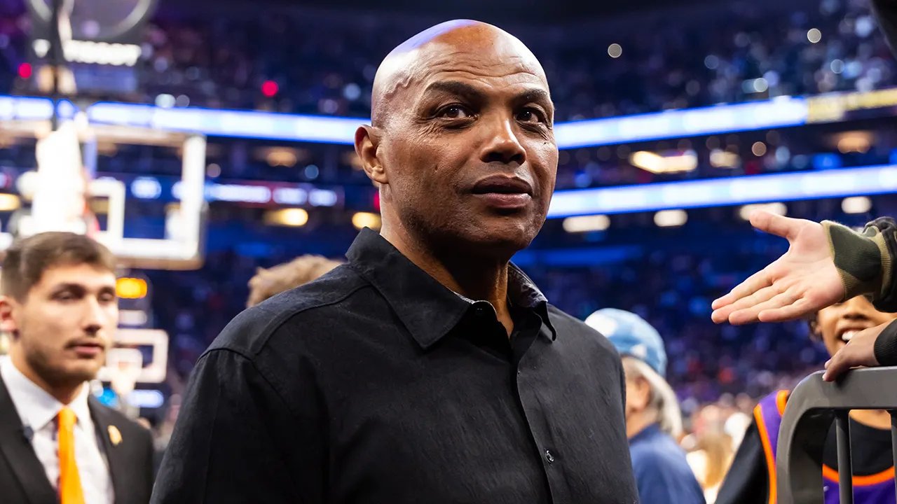 Charles Barkley shreds radical left-wing policies right to Chris Cuomo's face during interview