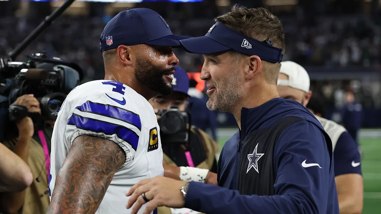 Cowboys favored by 4.5 points as injury-ravaged Eagles face 'Monday Night Football' crisis
