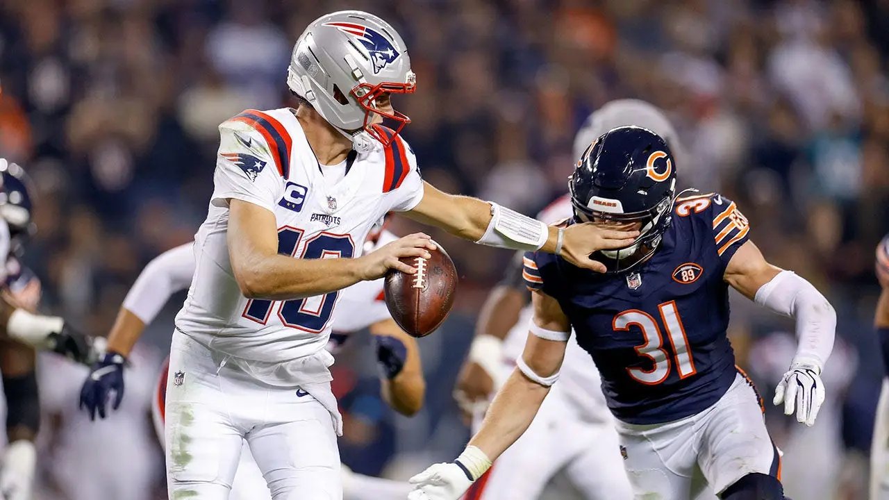 Drake Maye's end-zone interception proves costly as Patriots fall 30-24 to Bears in primetime