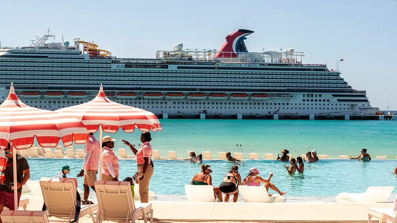 Frustrated cruise passengers push back as popular line rolls out new drink prices