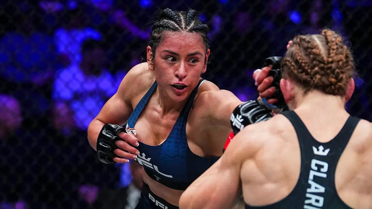 MMA fighter receives big bonus on OnlyFans after suffering a wardrobe malfunction during loss