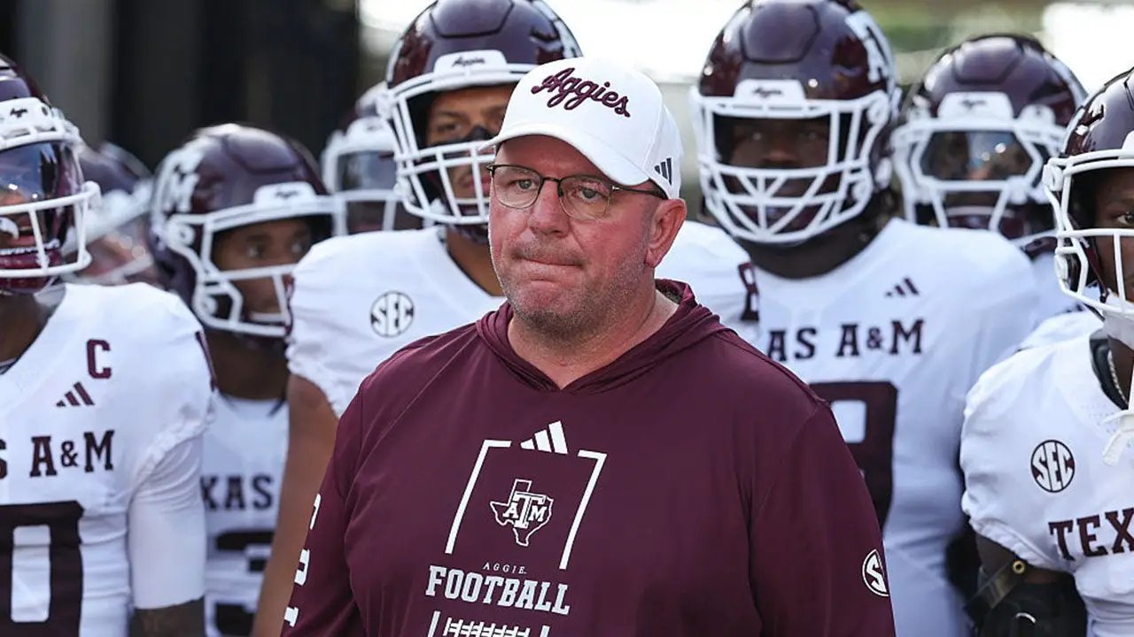 Mike Elko calls out Texas A&M fans on community message board as Aggies continue to spiral after another loss
