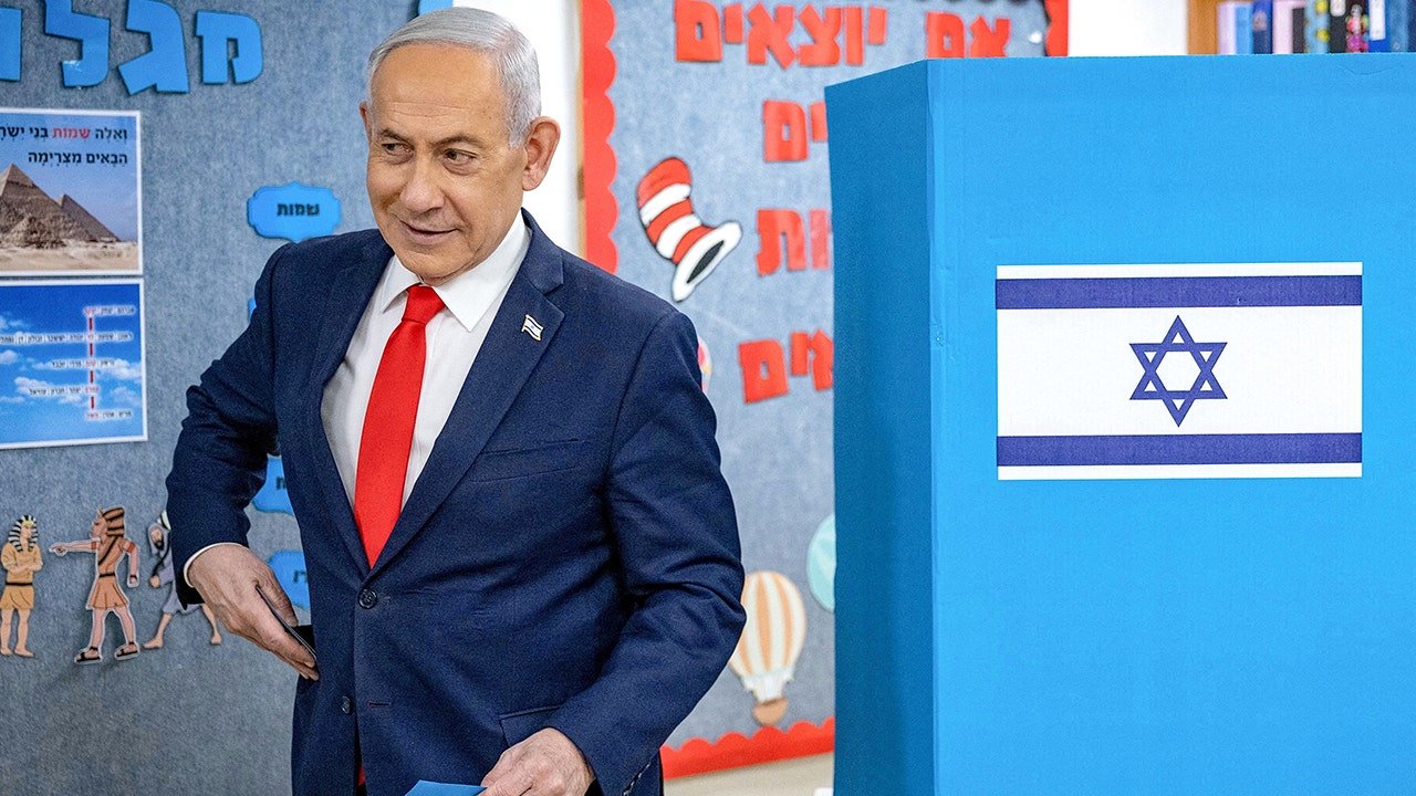 Netanyahu gains overnight as Israel election heads toward political deadlock