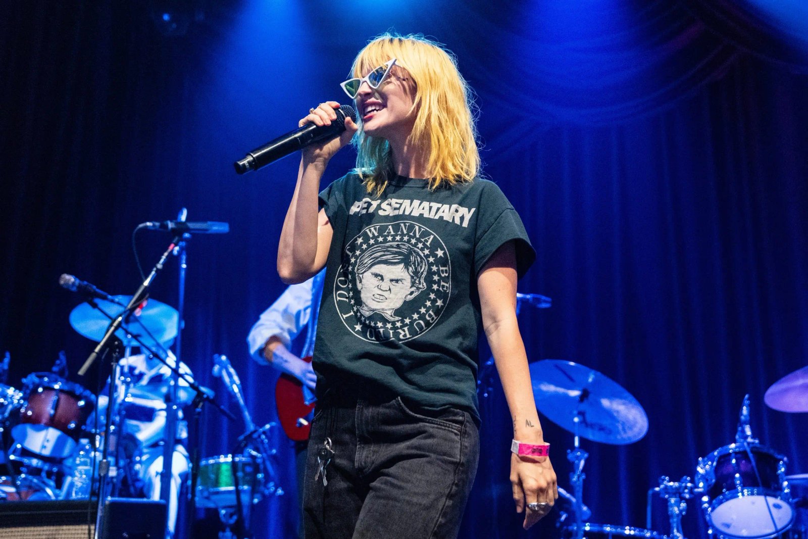 Paramore's Hayley Williams launches vulgar tirade at DHS after agency defends ICE officers