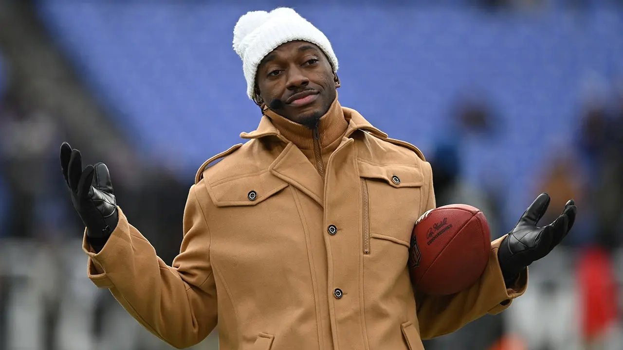 Robert Griffin III says he would '100%' take Baylor's vacant head football coach job