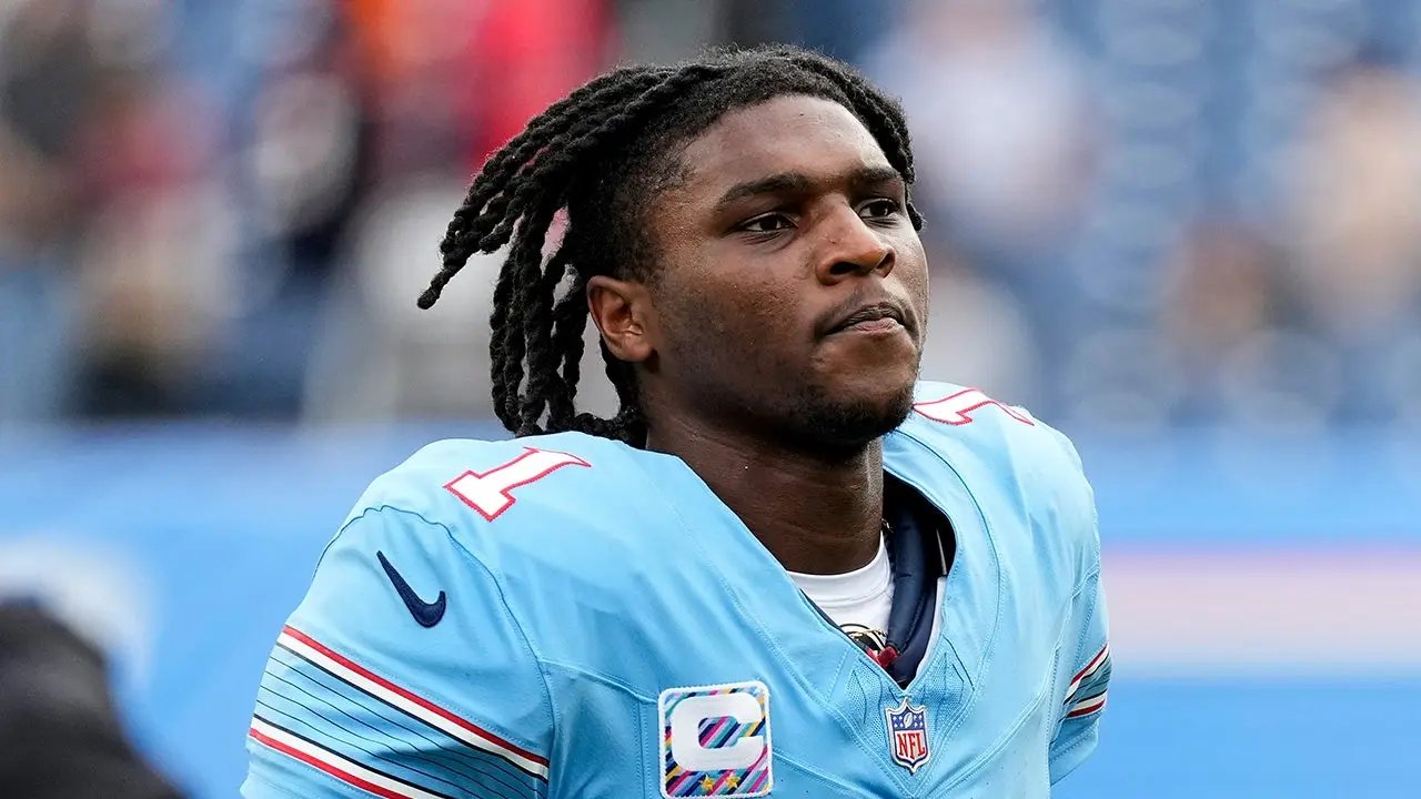 Titans CEO apologizes to beleaguered fanbase after dreadful start to the season: 'We're sorry'